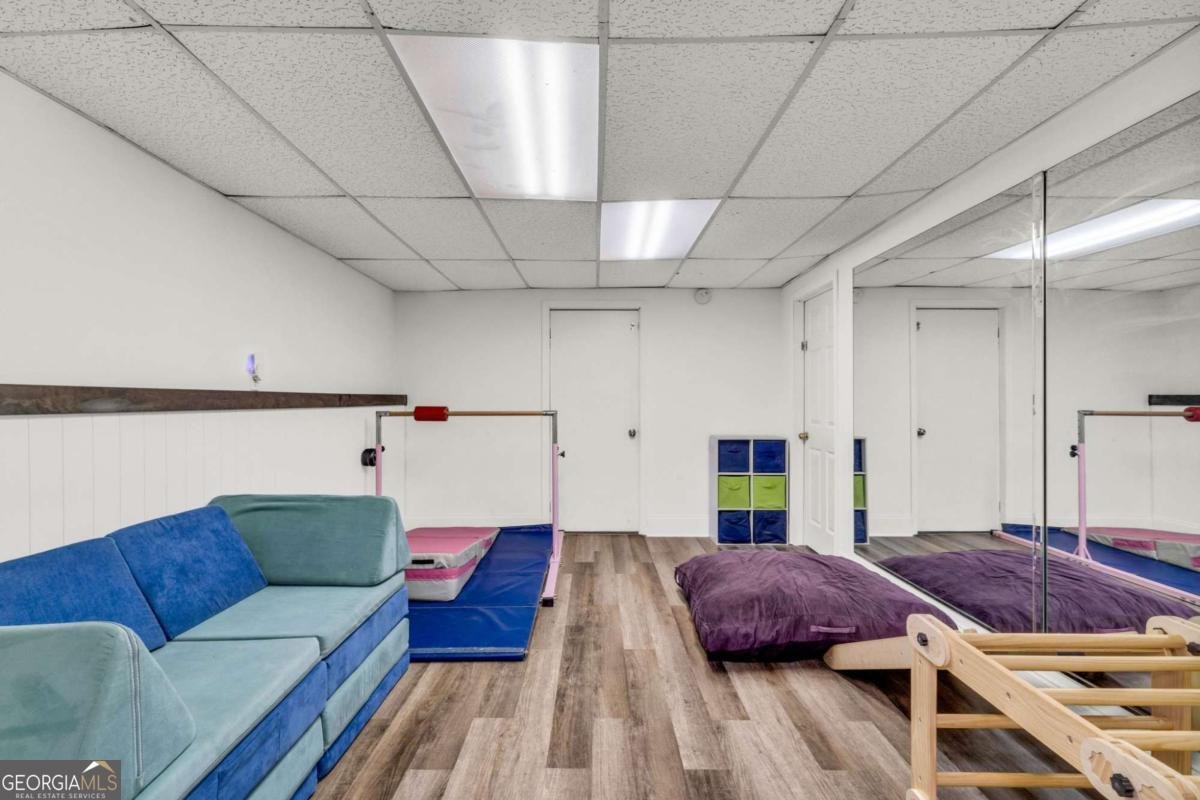 1987 Univeter Road Canton - Photo 35