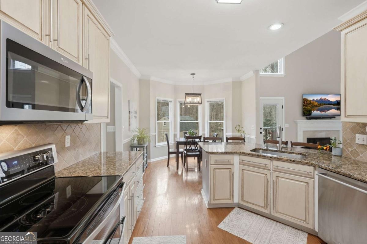 60 Gilbert Circle Suwanee - Photo 10