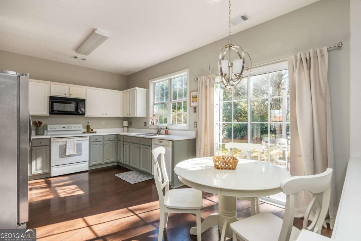 618 Dahoma Trail Woodstock - Photo 12