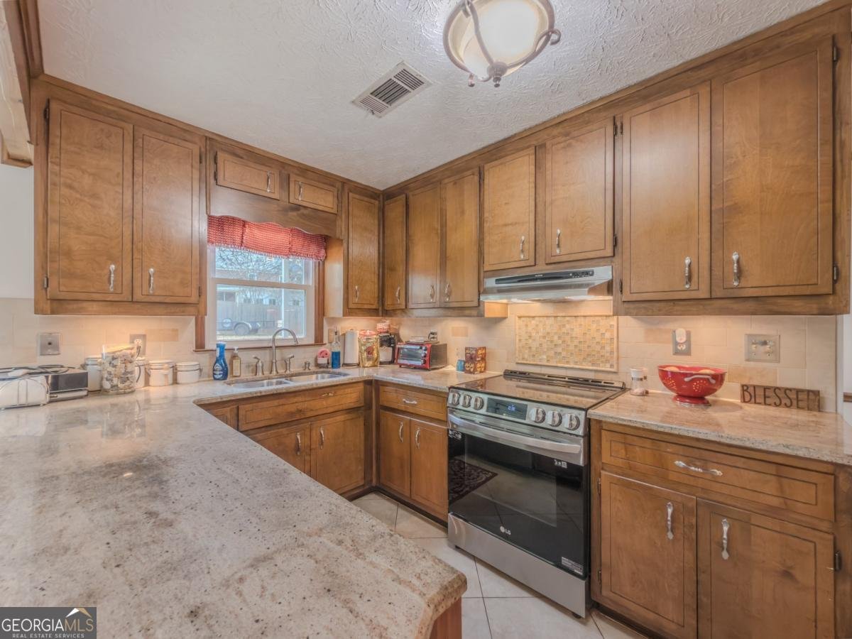 866 Foxfire Drive Lawrenceville - Photo 11