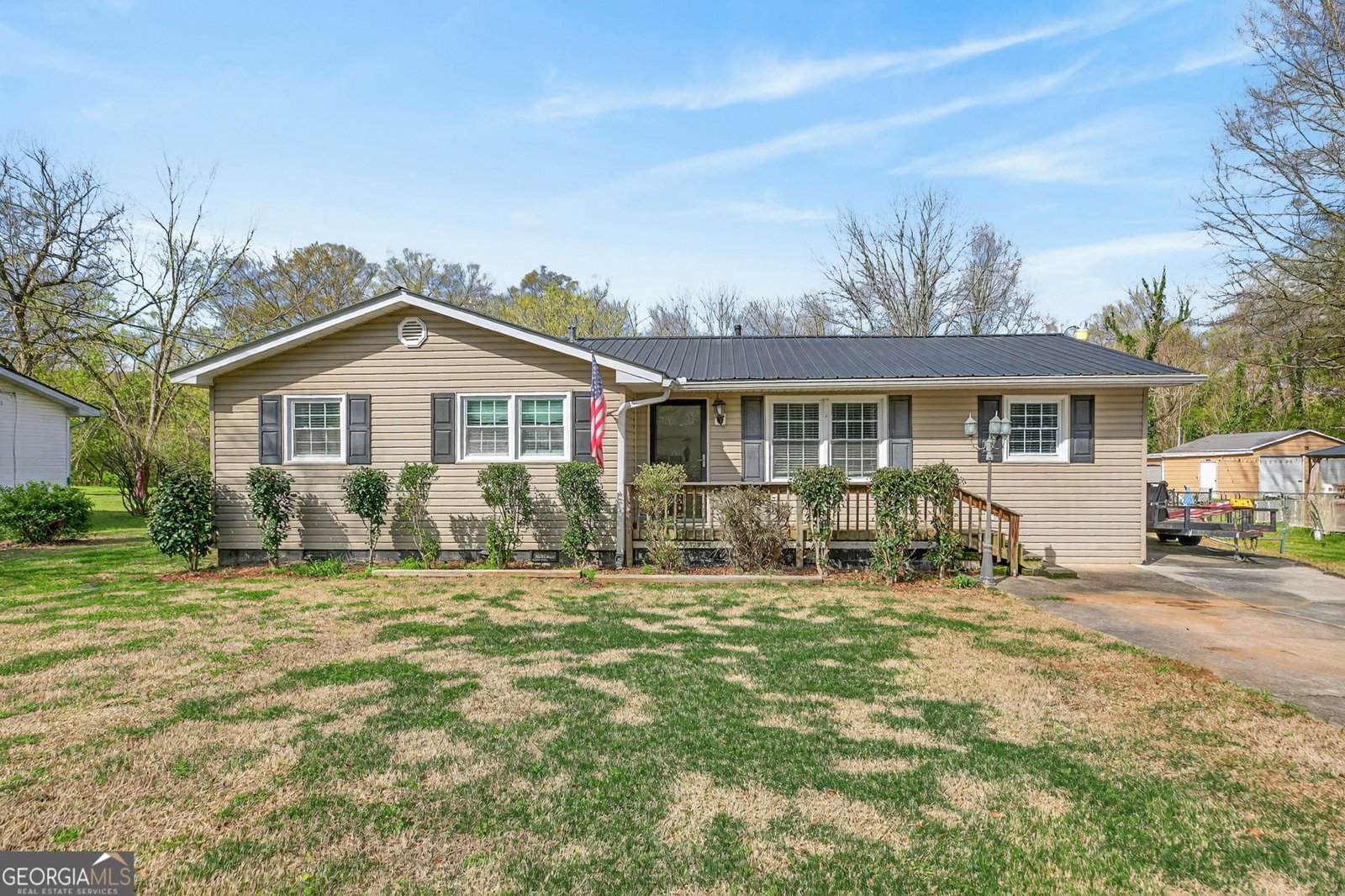 317 Garden Avenue Lindale - Photo 1