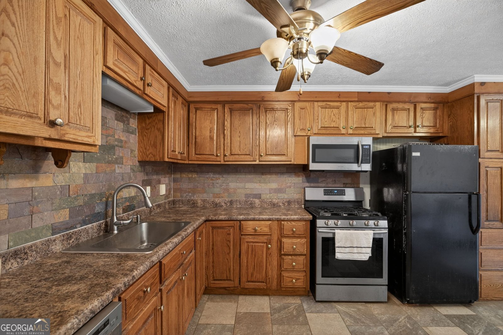 317 Garden Avenue Lindale - Photo 13