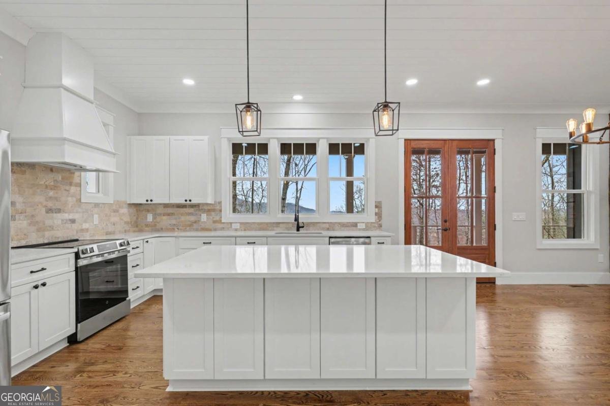 441 Summer Ln Clayton - Photo 16