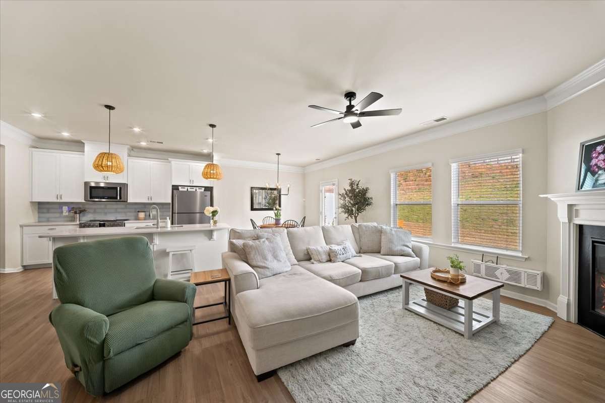 301 Braswell Court Woodstock - Photo 6