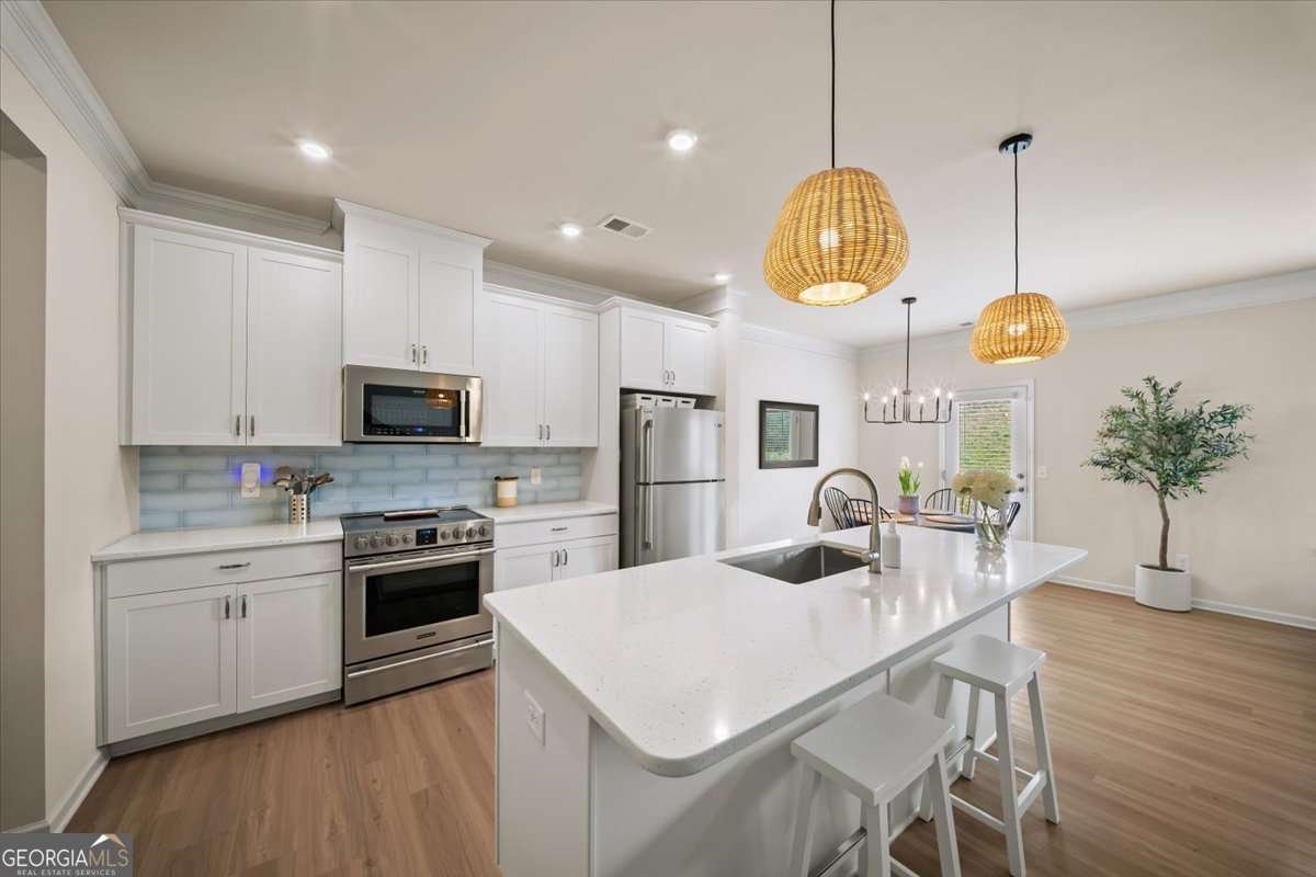 301 Braswell Court Woodstock - Photo 7