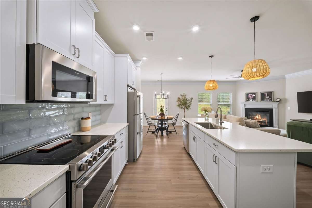 301 Braswell Court Woodstock - Photo 9