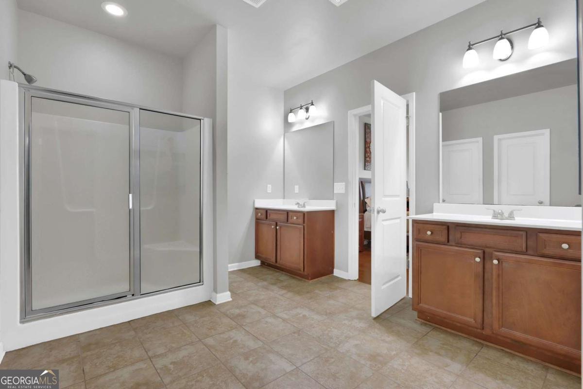 4557 Sweetwater Drive Gainesville - Photo 16