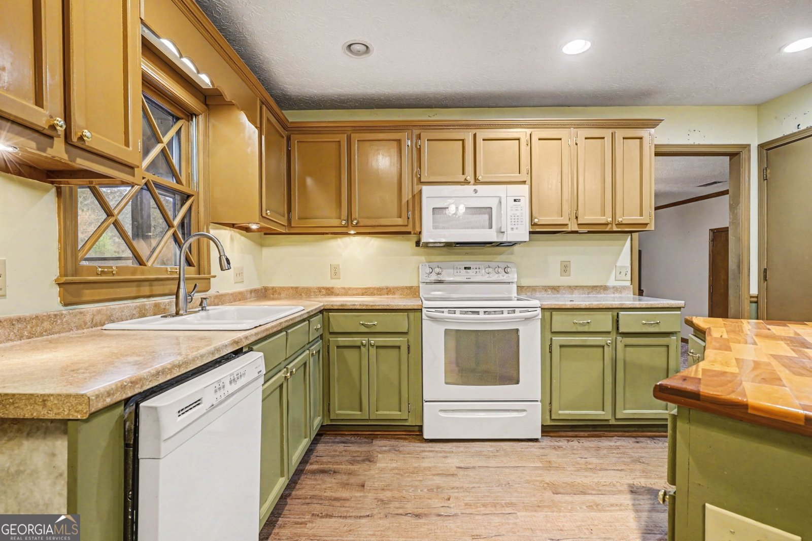 1590 Colonial South Drive Conyers - Photo 9