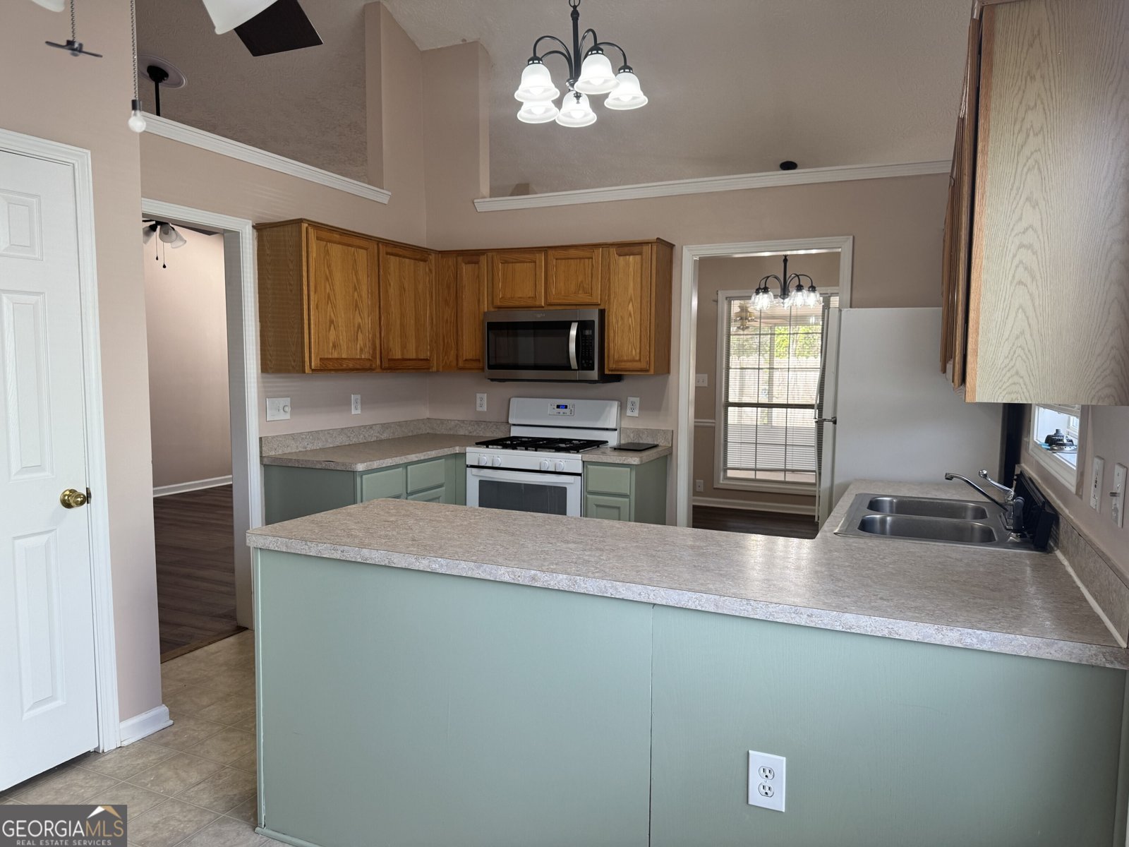 2925 Camelot Woods Drive Lawrenceville - Photo 15