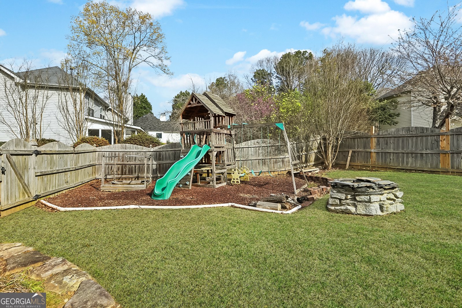 521 Red Tip Court Loganville - Photo 33