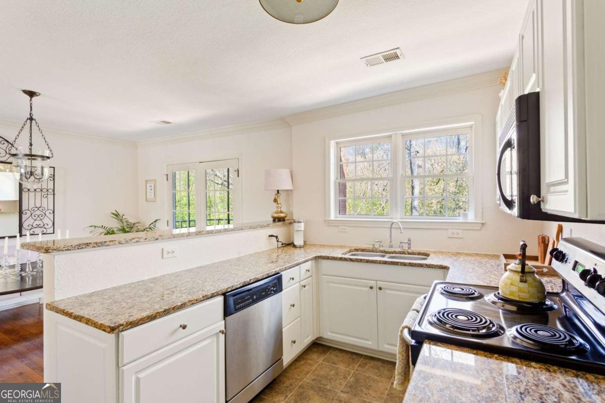 115 Peachtree Memorial Drive Atlanta - Photo 18