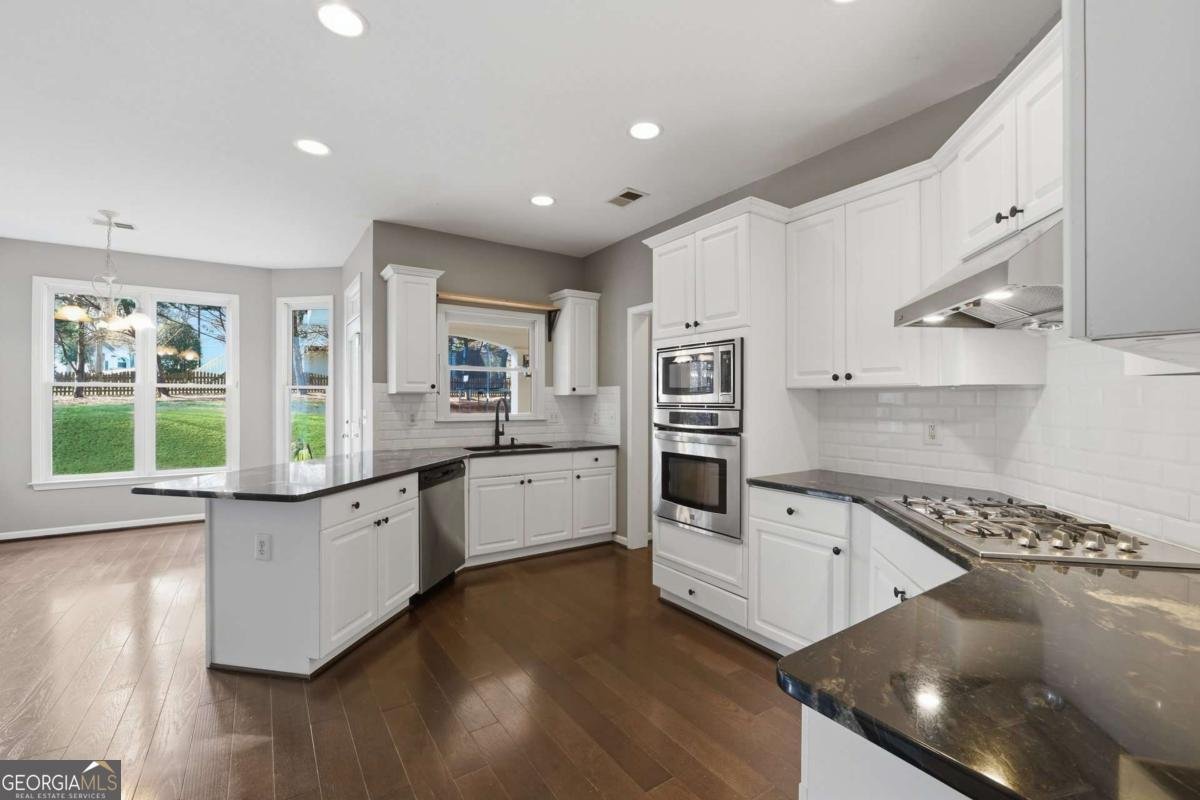 5020 Jonquilla Drive Alpharetta - Photo 17