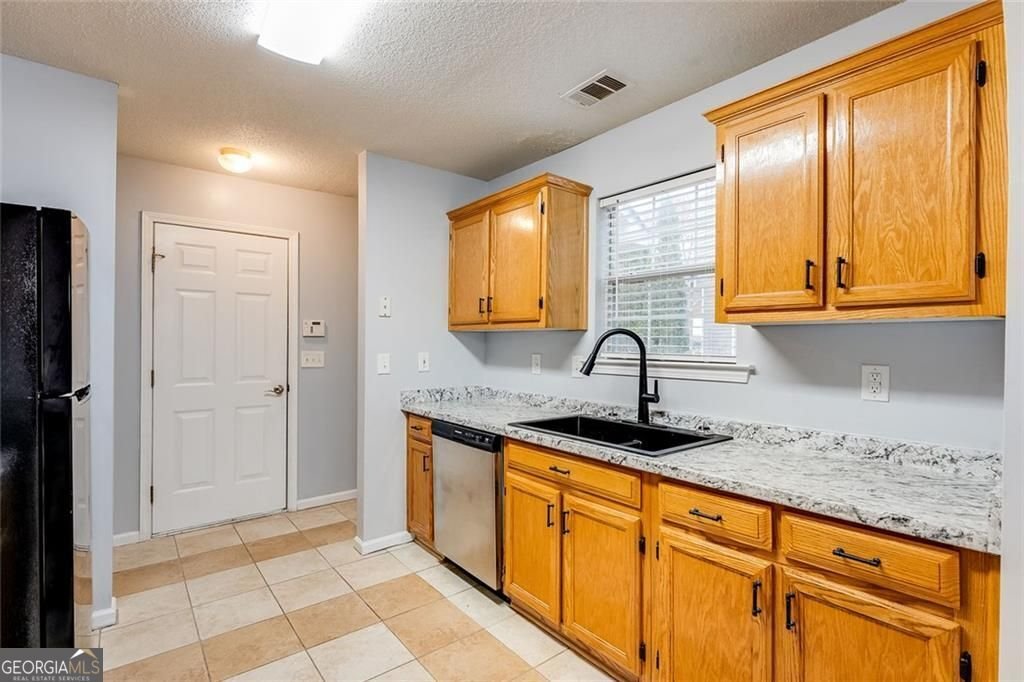 251 Summer Hill Circle Stockbridge - Photo 10