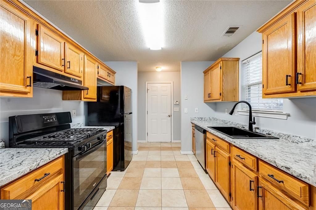 251 Summer Hill Circle Stockbridge - Photo 9