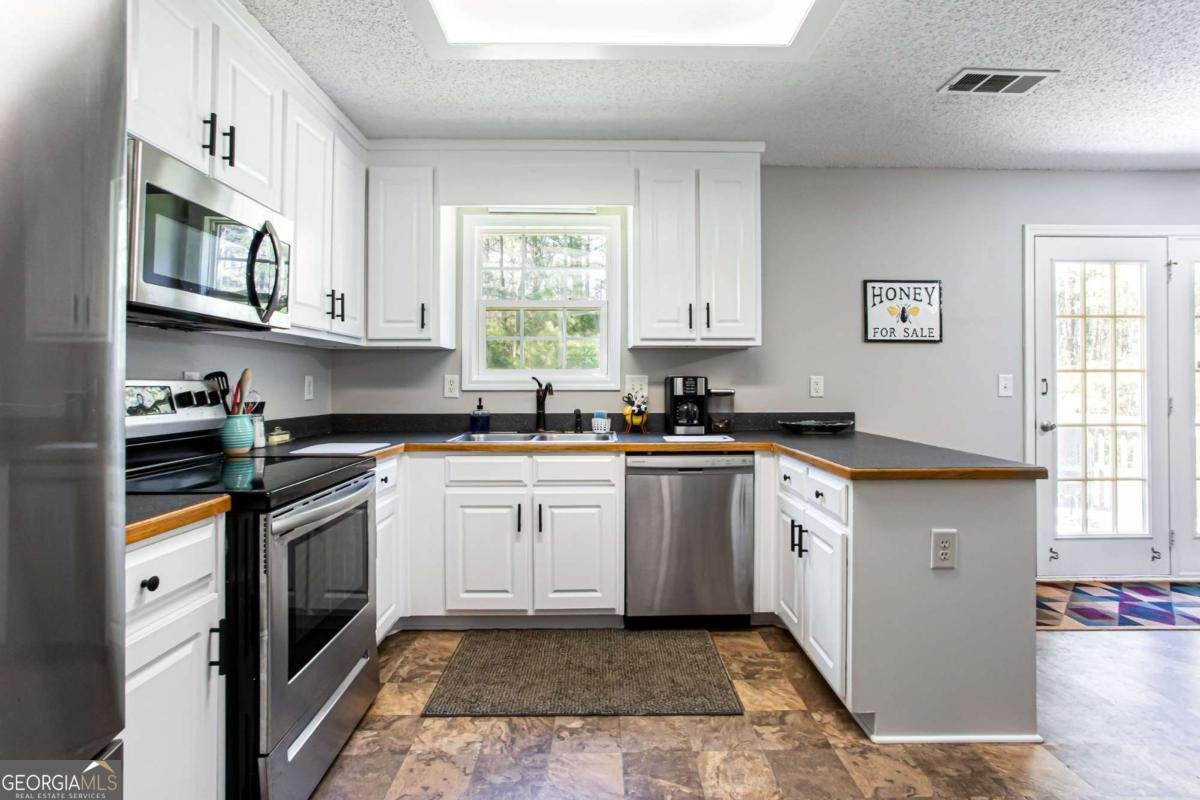 1029 Preserve Lane Bethlehem - Photo 14