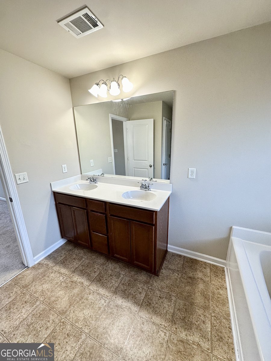 115 Gardinia Court Union City - Photo 12