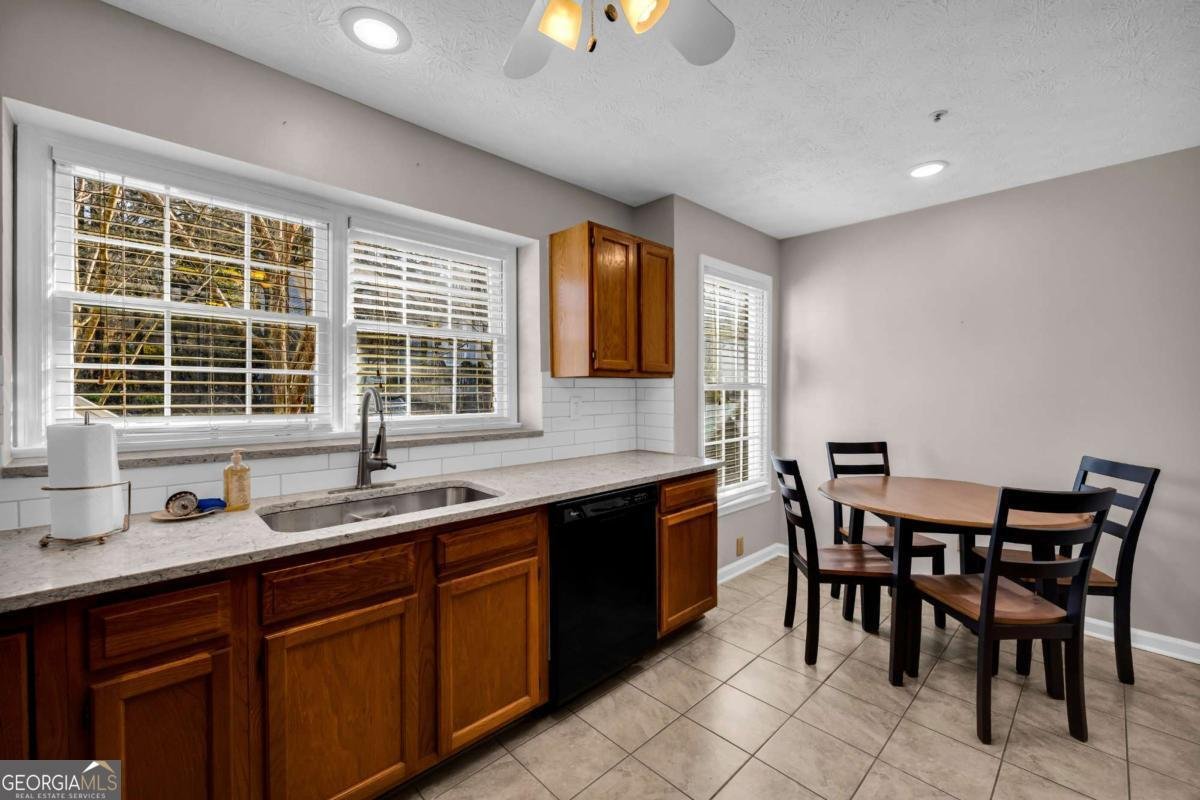 3088 Camden Way Alpharetta - Photo 13