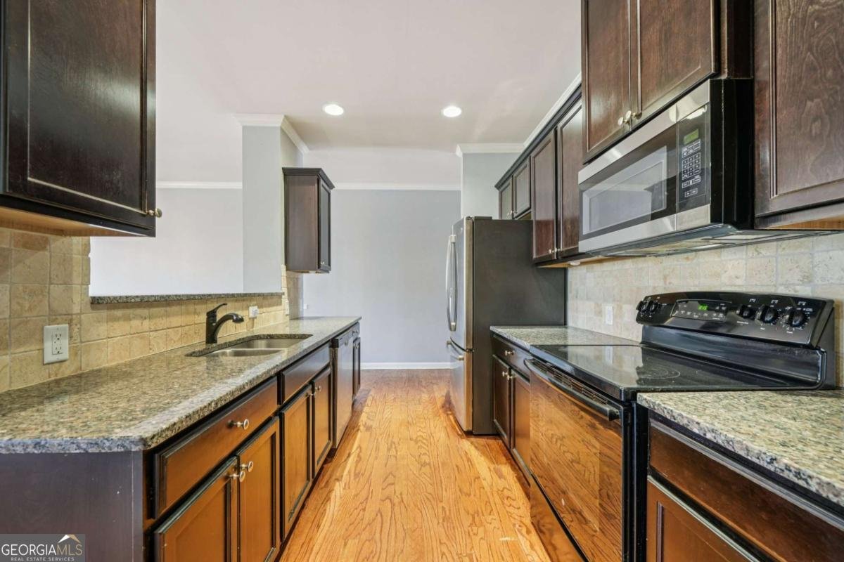 1519 Creek Bend Lane Lawrenceville - Photo 10