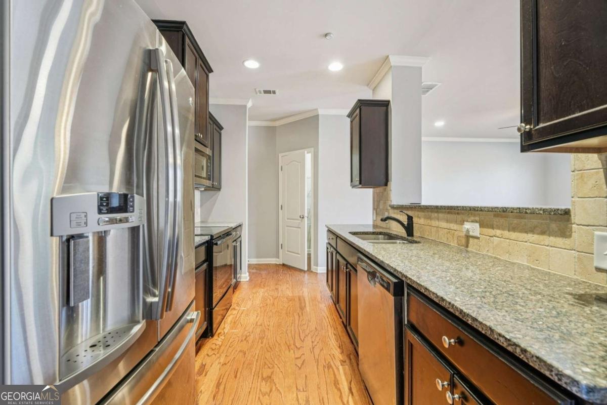 1519 Creek Bend Lane Lawrenceville - Photo 11