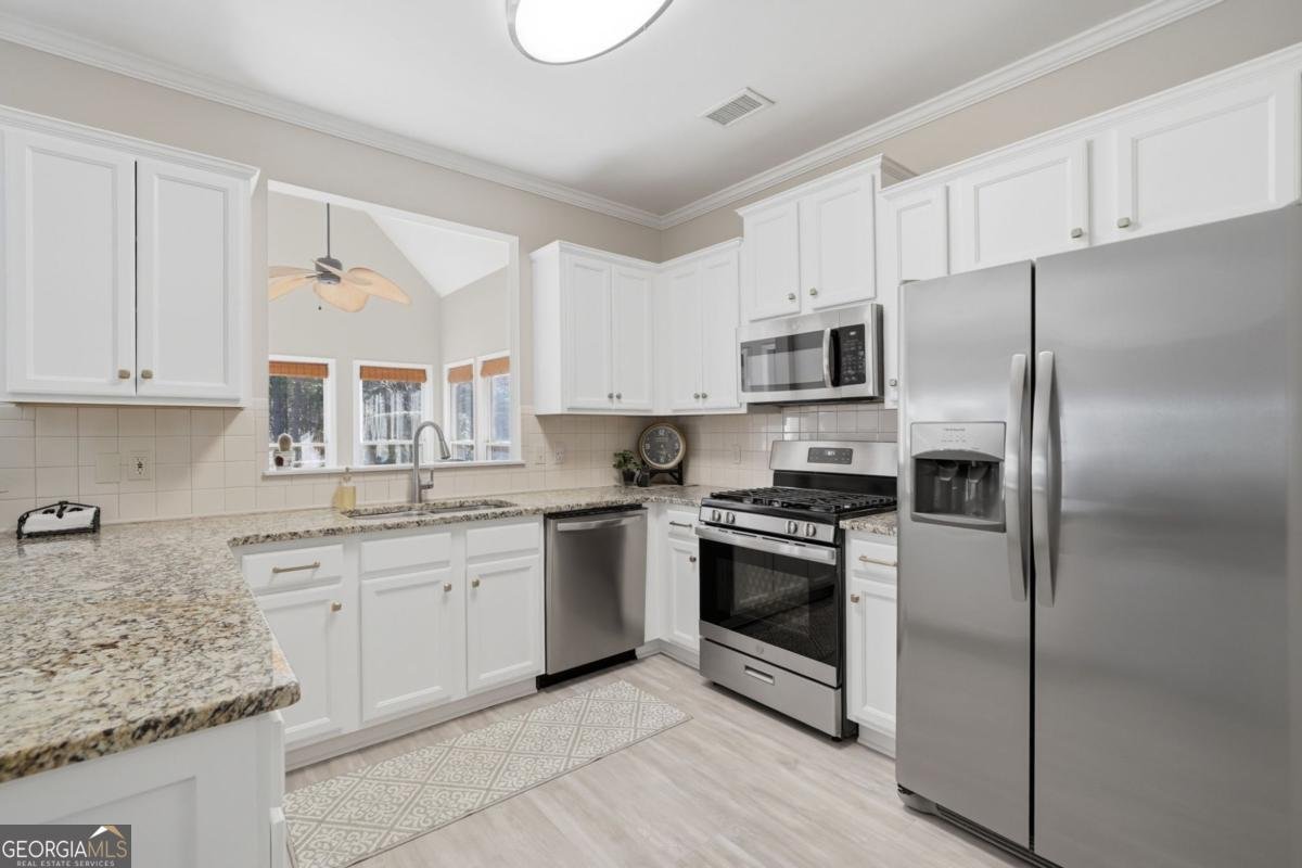 914 BridgeMill Avenue Canton - Photo 14