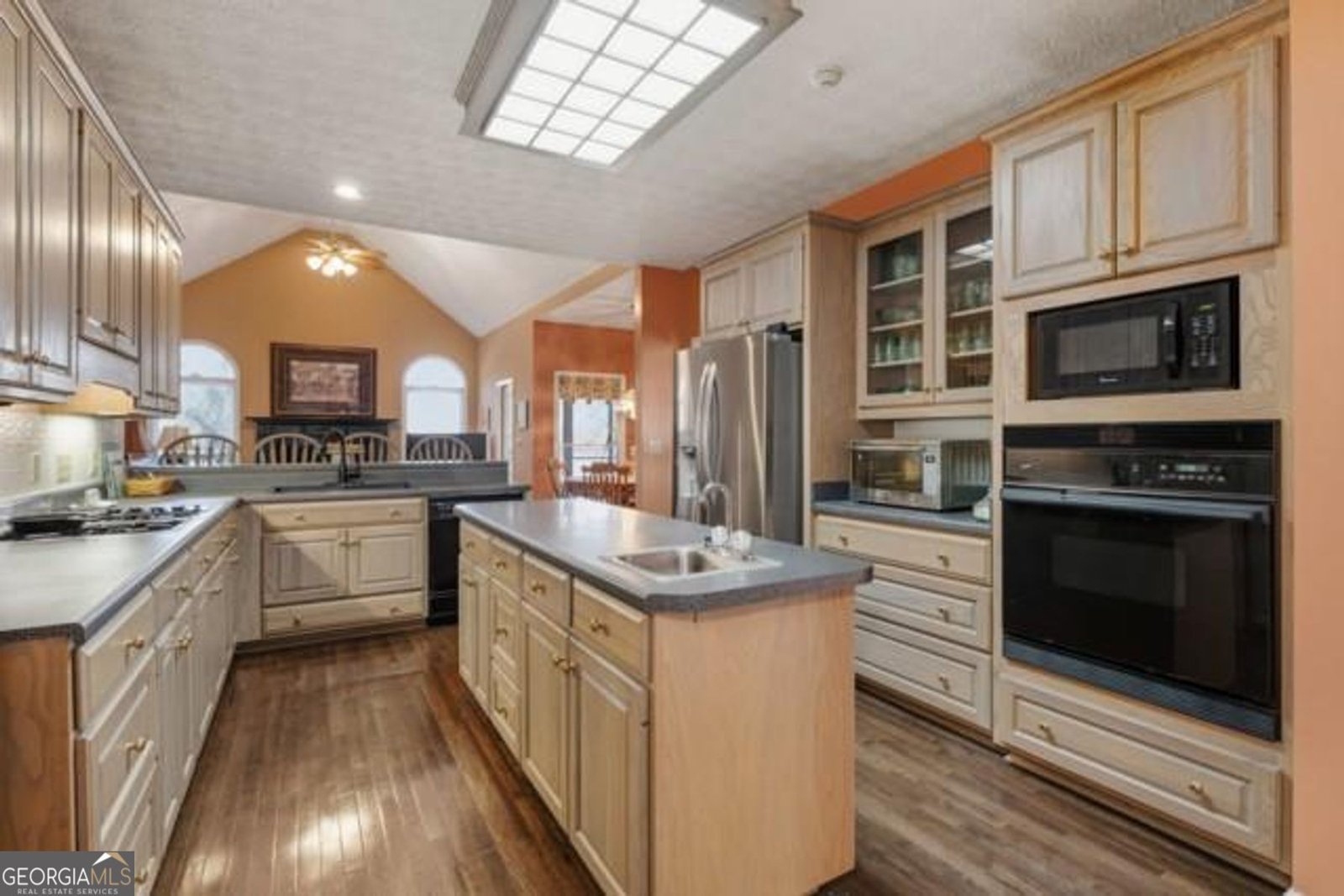 536 Peachtree Road Hoschton - Photo 7