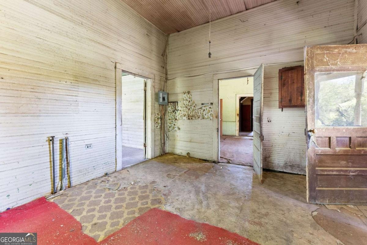 2001 Broad Street Statham - Photo 9