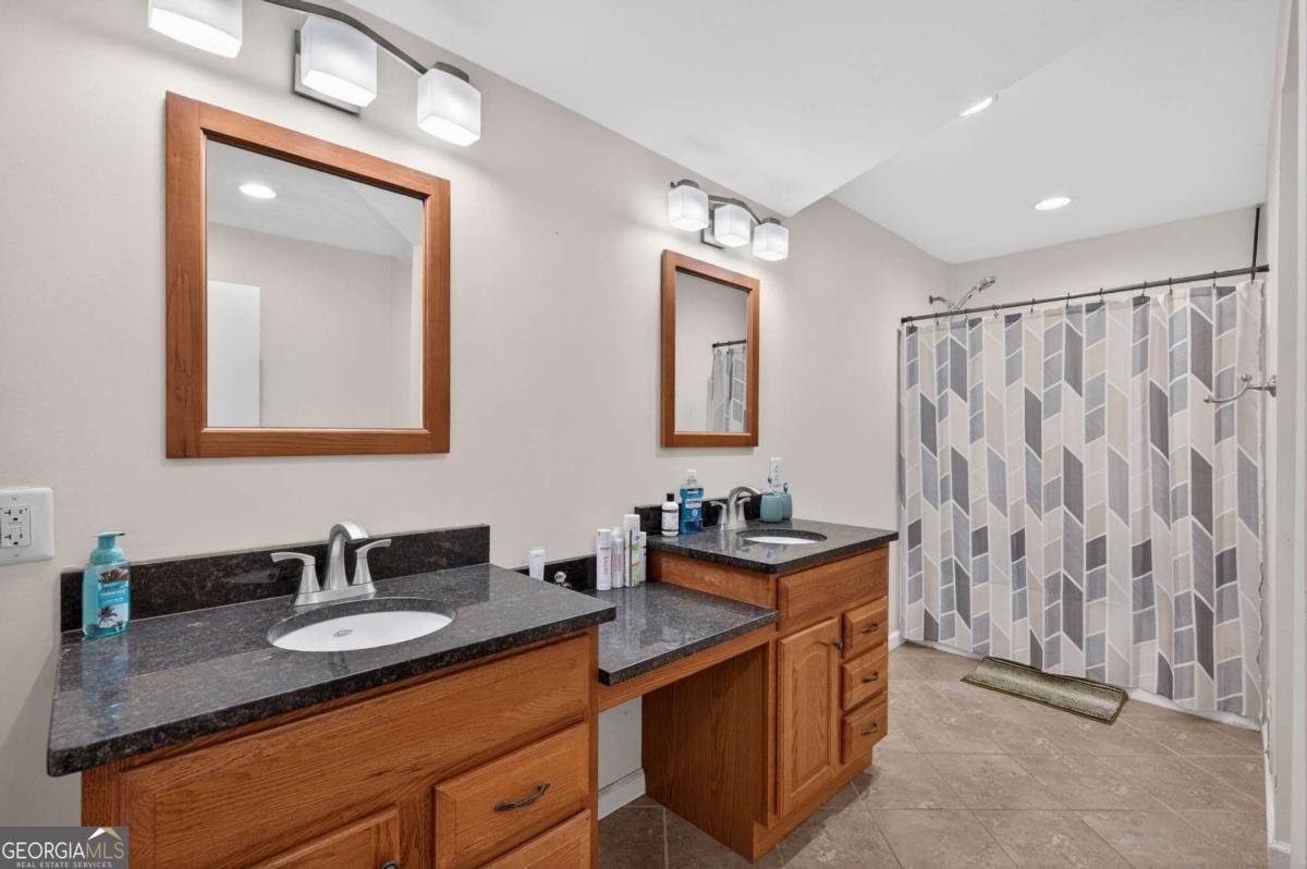 1131 Bailing Drive Lawrenceville - Photo 18