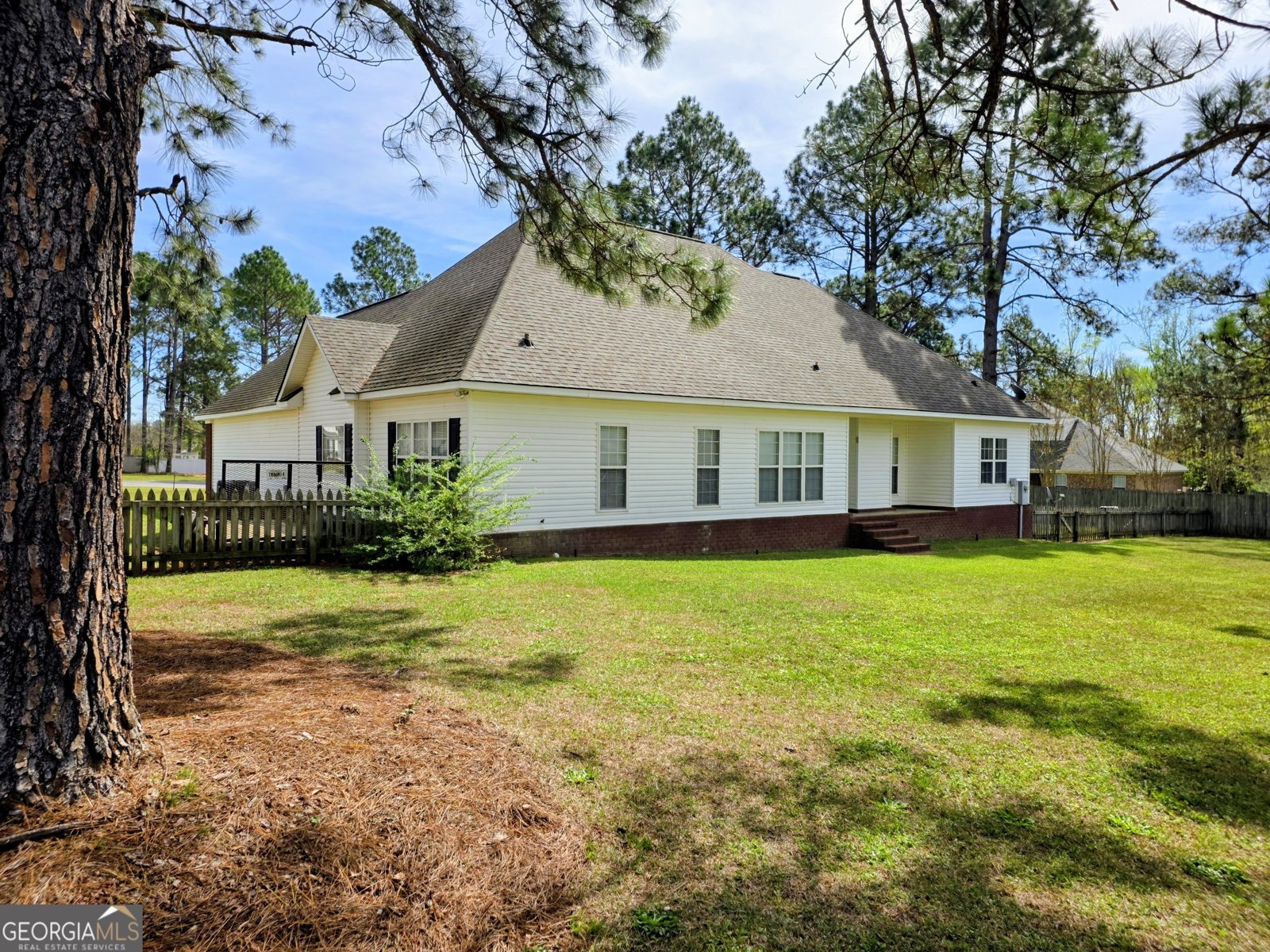 503 Retriever Court Statesboro - Photo 23