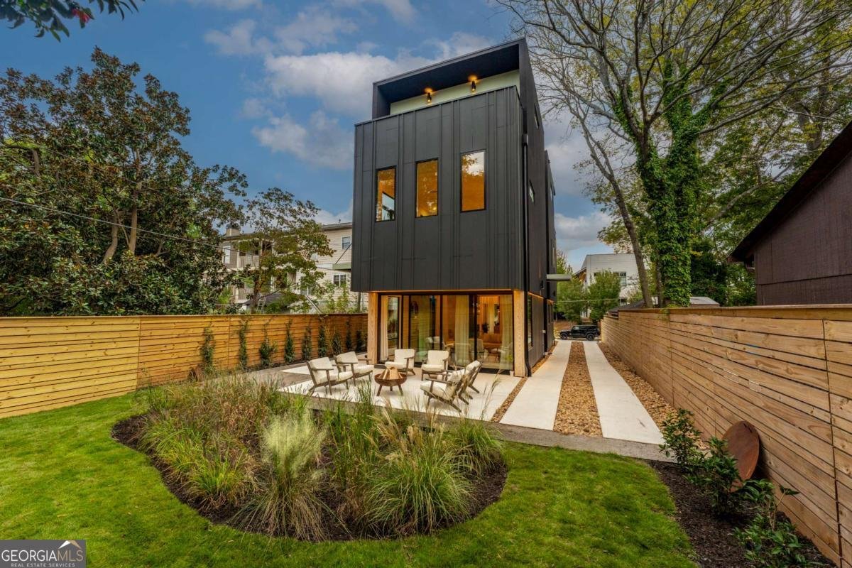 787 Bonaventure Avenue Atlanta - Photo 1