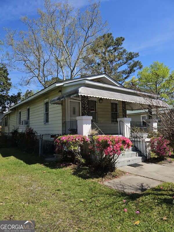 906 38th Street Savannah - Photo 1