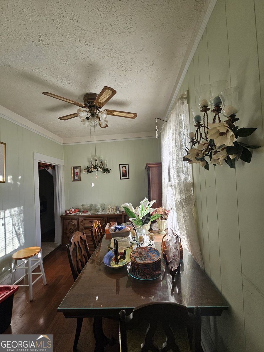 906 38th Street Savannah - Photo 15