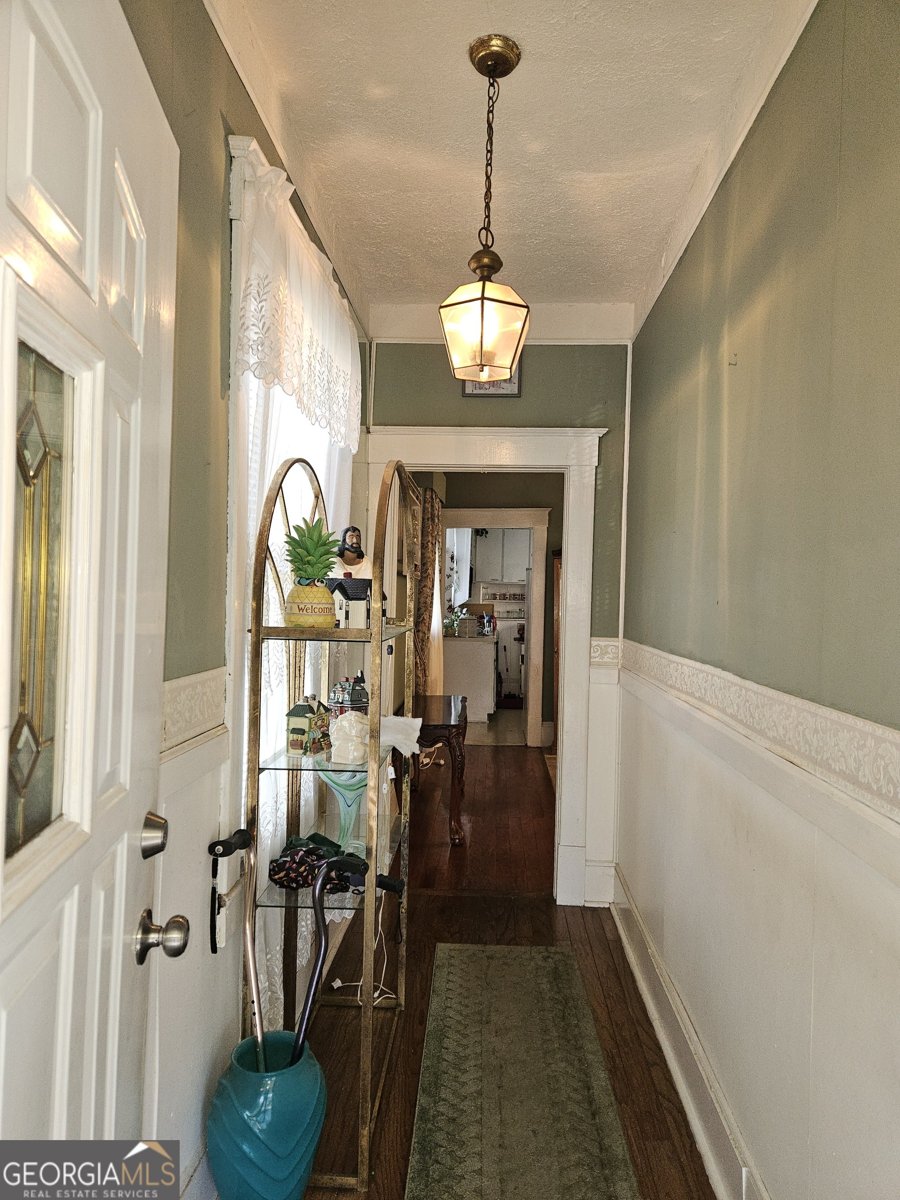 906 38th Street Savannah - Photo 9