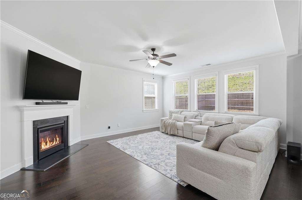 5560 Mirror Lake Drive Cumming - Photo 19