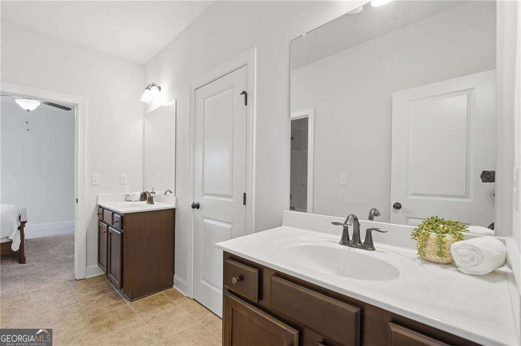 5560 Mirror Lake Drive Cumming - Photo 31