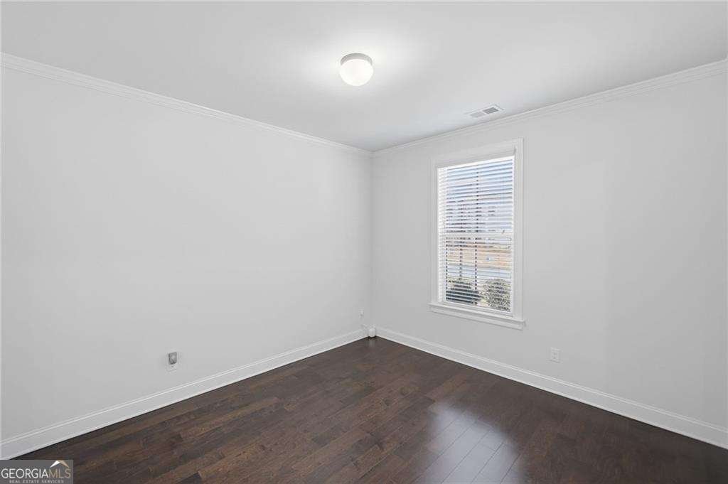 5560 Mirror Lake Drive Cumming - Photo 9