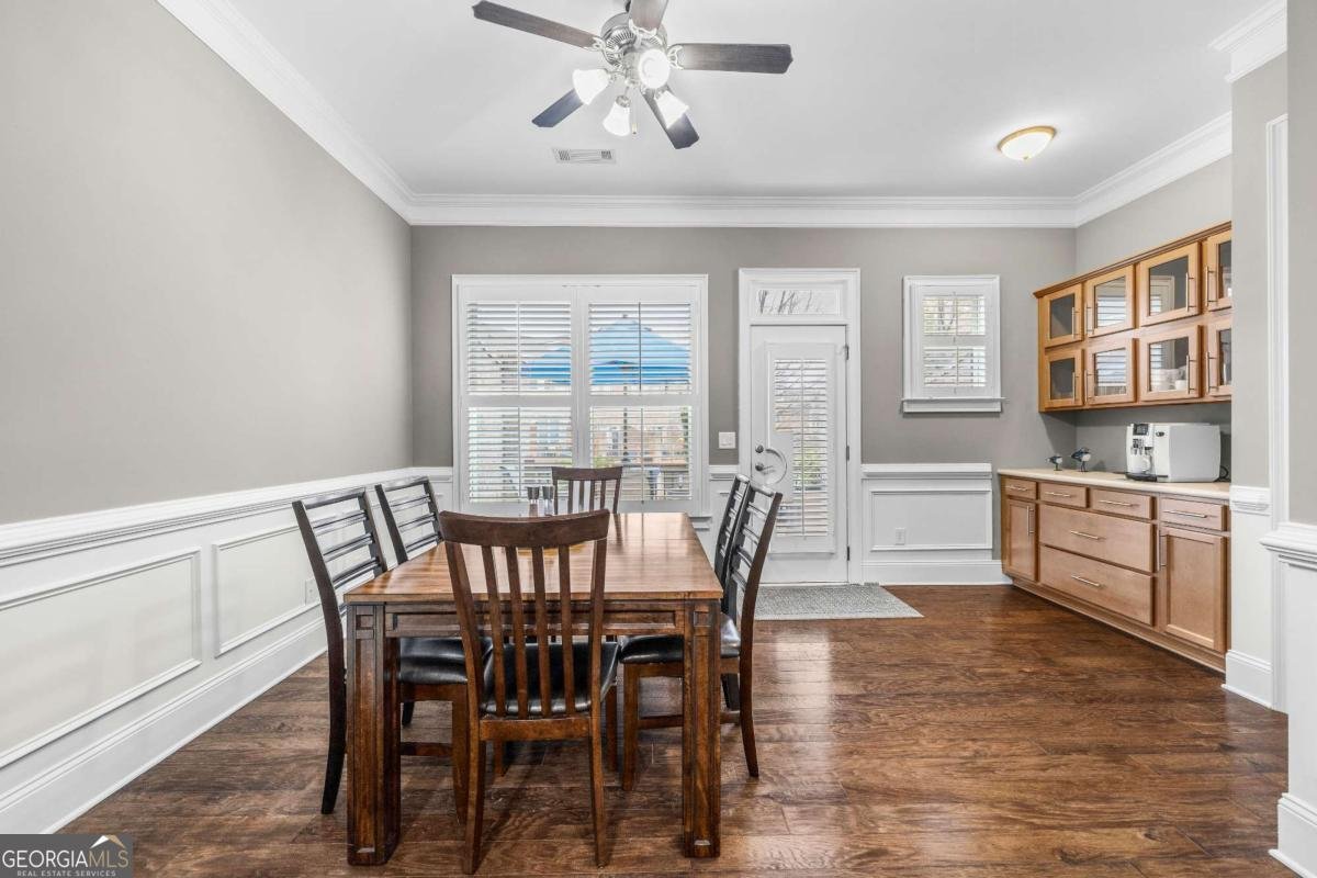 307 Alderwood Lane Sandy Springs - Photo 10