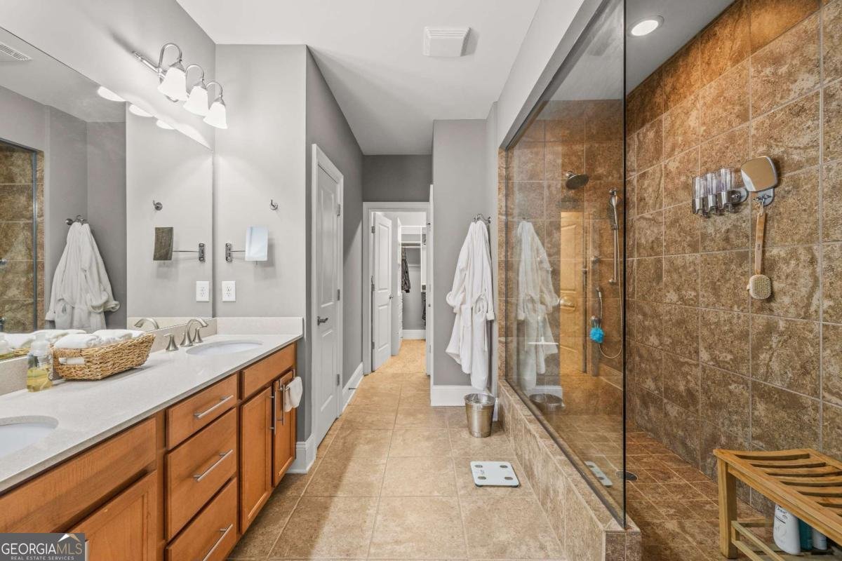 307 Alderwood Lane Sandy Springs - Photo 15