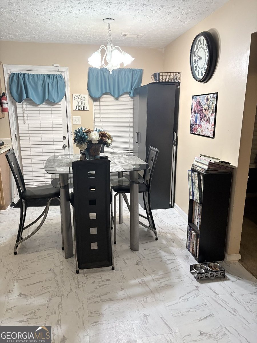 35 Pembroke Place Covington - Photo 7