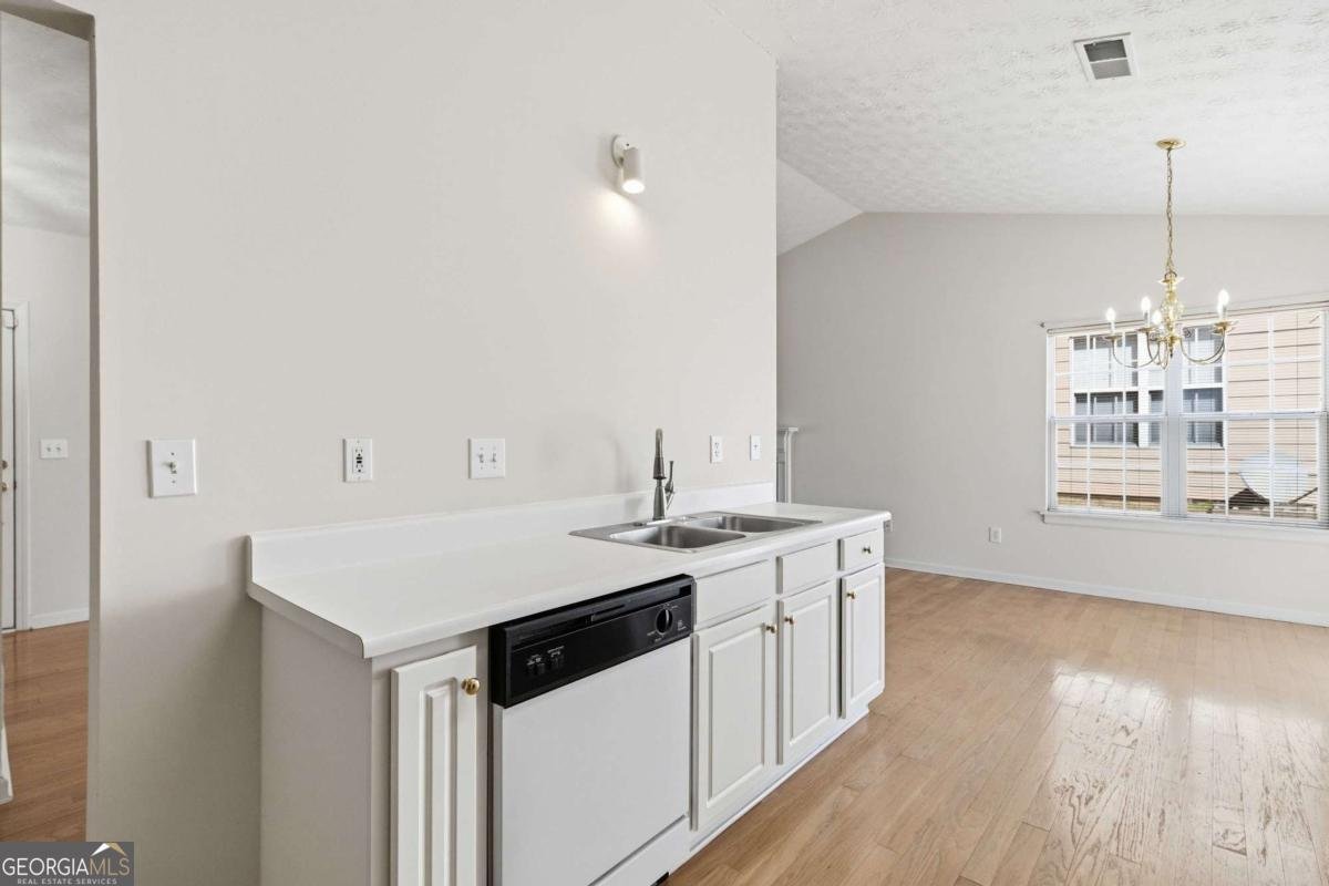 2524 Camrey Court Lawrenceville - Photo 14