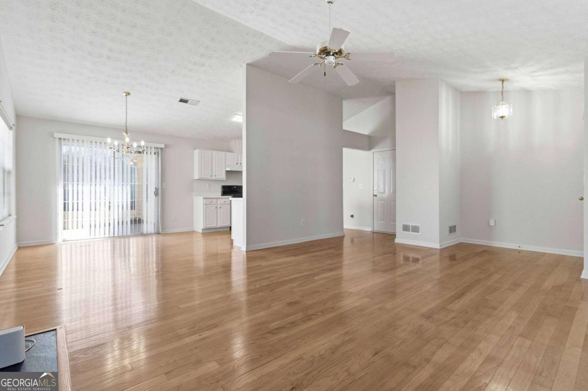 2524 Camrey Court Lawrenceville - Photo 8