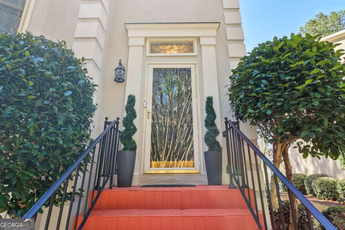 8840 Niblic Drive Alpharetta - Photo 1