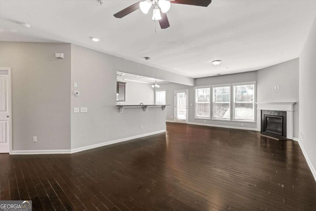 1237 Foxcroft Lane Cumming - Photo 8