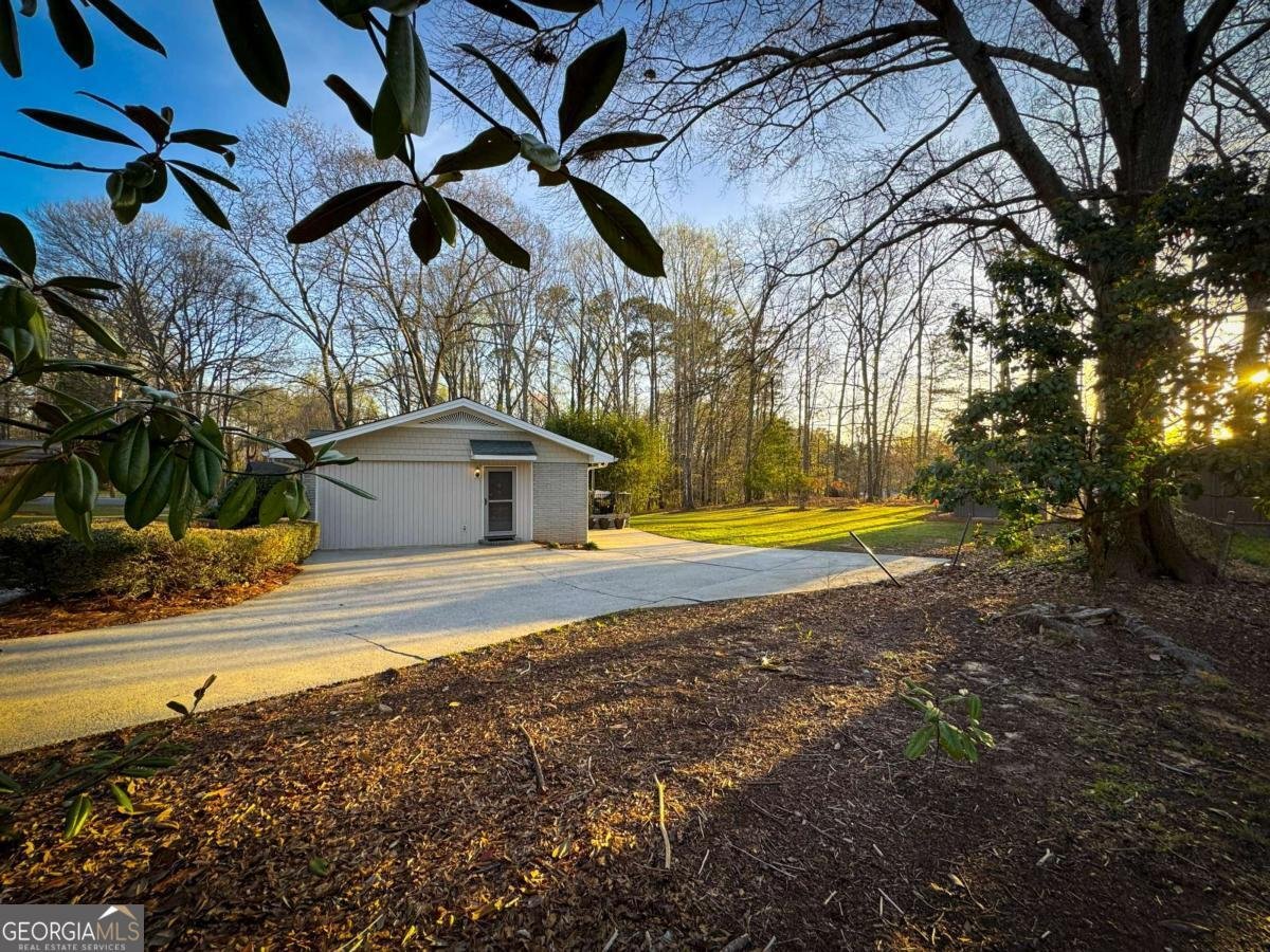 8774 Vansant Street Douglasville - Photo 18