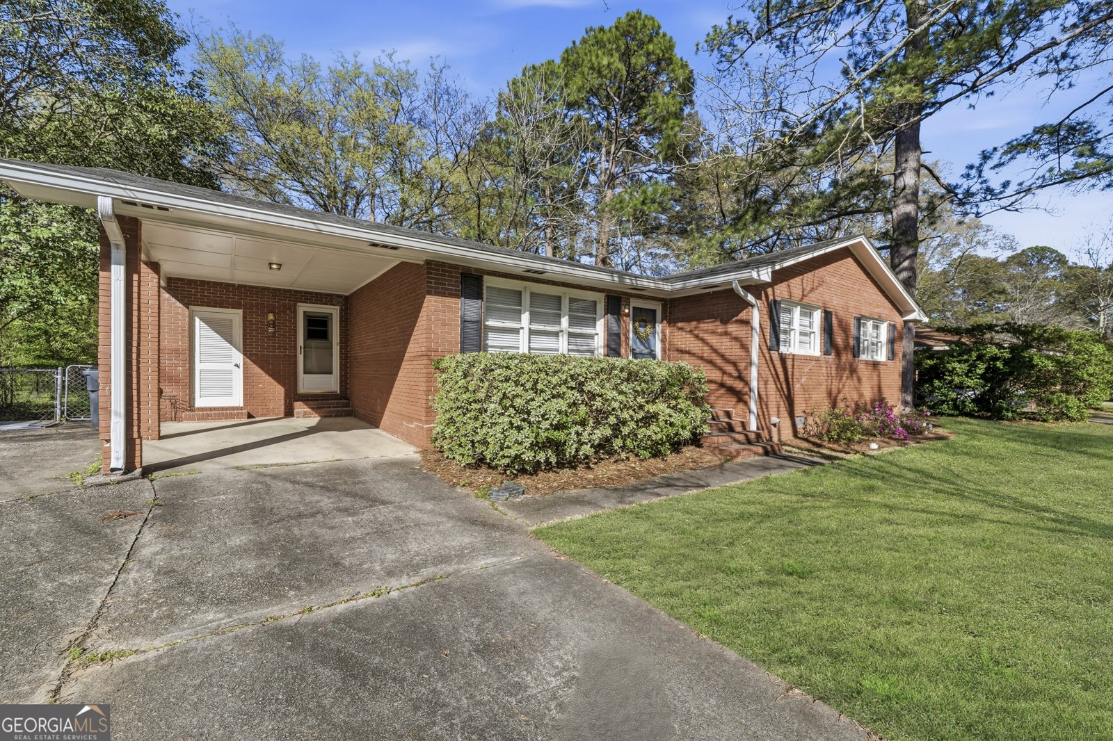 1735 Cardinal Road Milledgeville - Photo 1