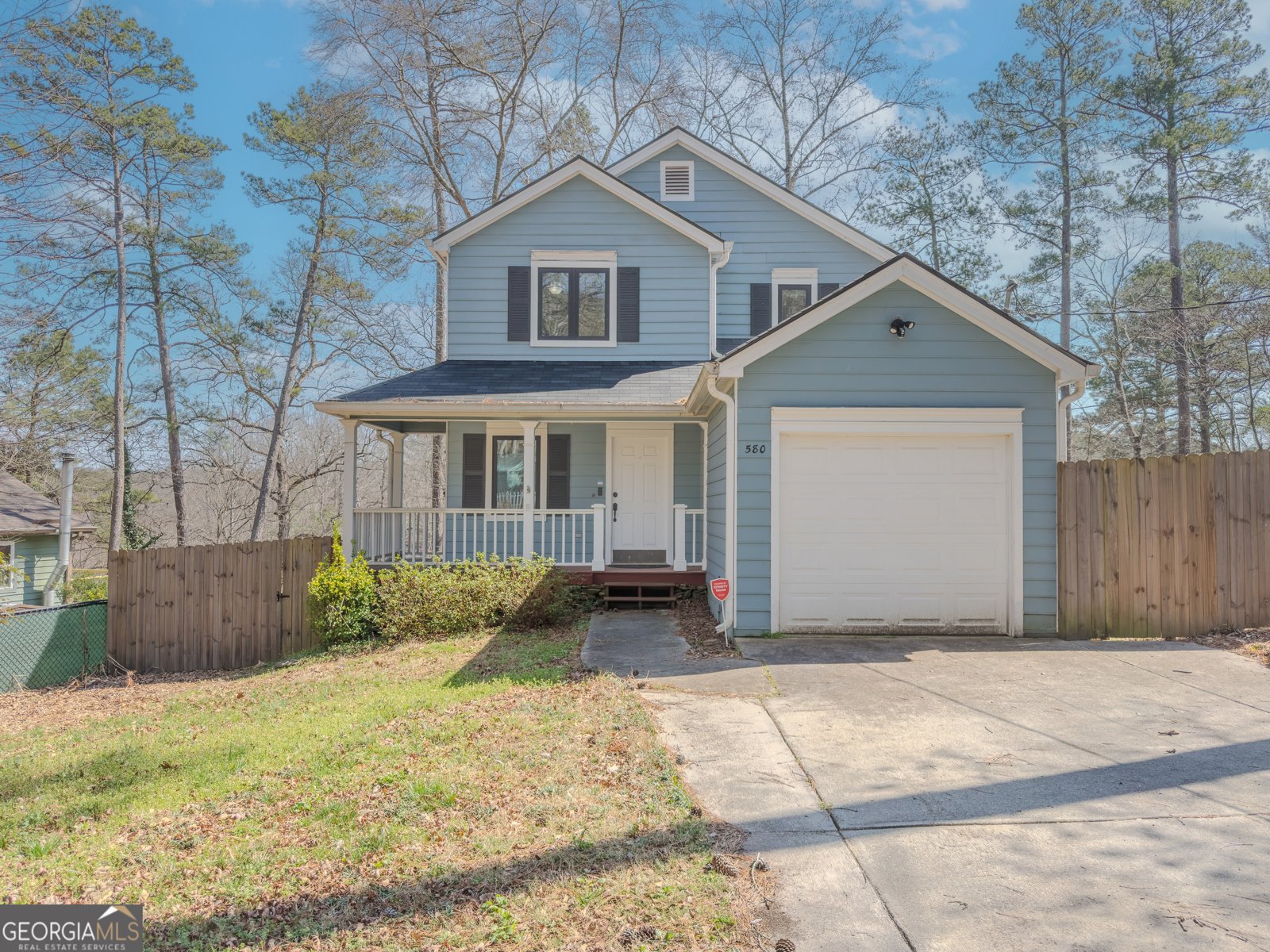 580 Lake Drive Snellville - Photo 1