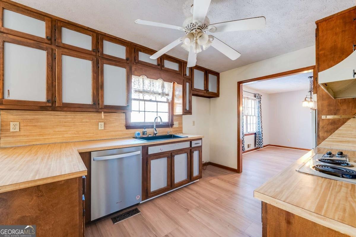 5074 Lake Forest Drive Conyers - Photo 10