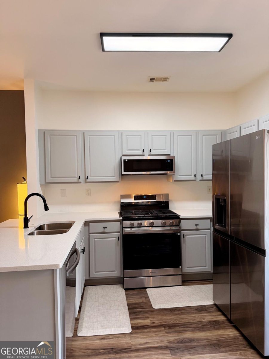 3363 Hidden Cove Circle Peachtree Corners - Photo 6