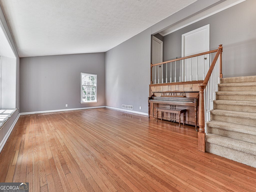 406 Mosby Drive Acworth - Photo 9