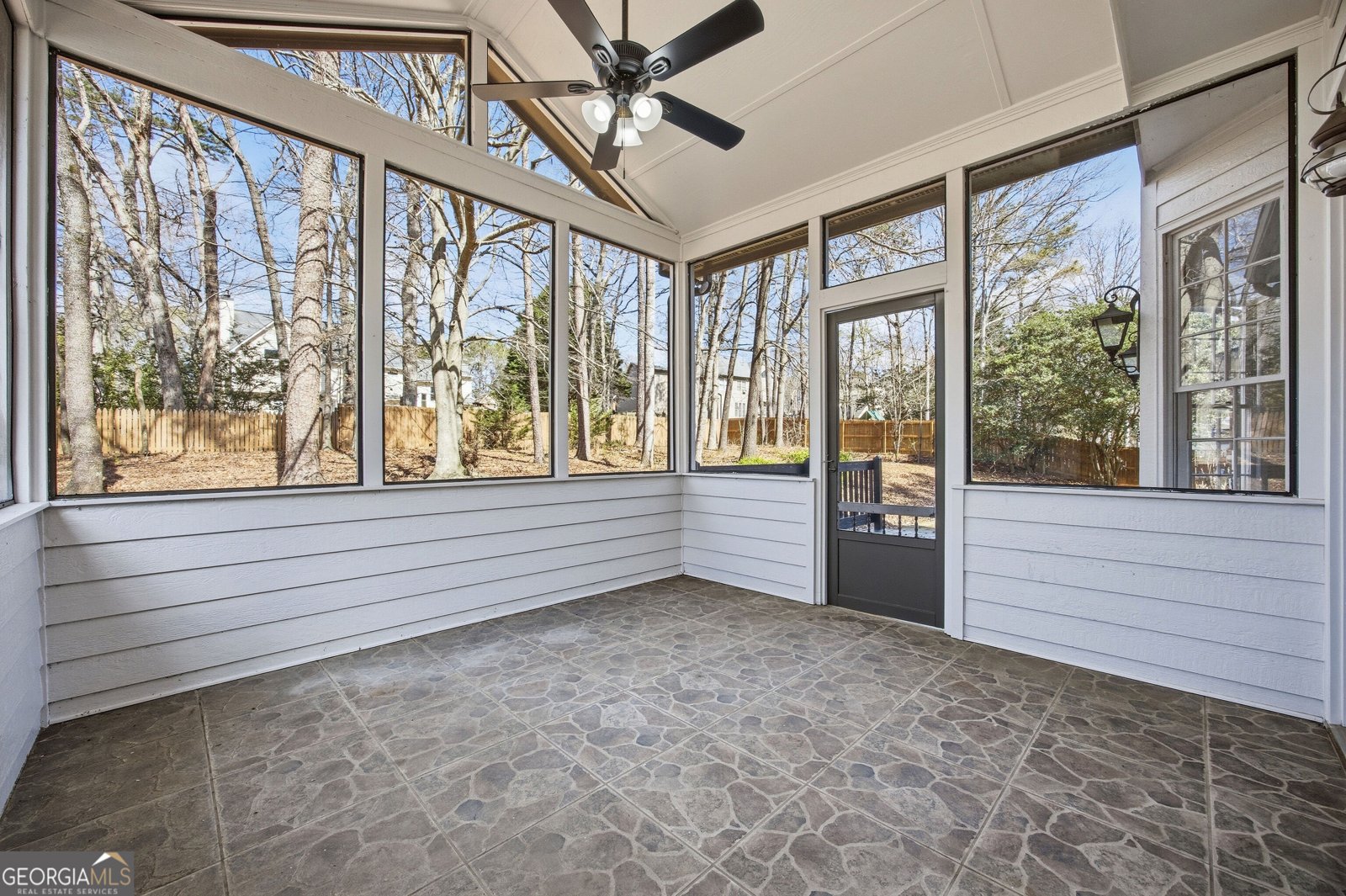 745 Woodrow Drive Lawrenceville - Photo 15