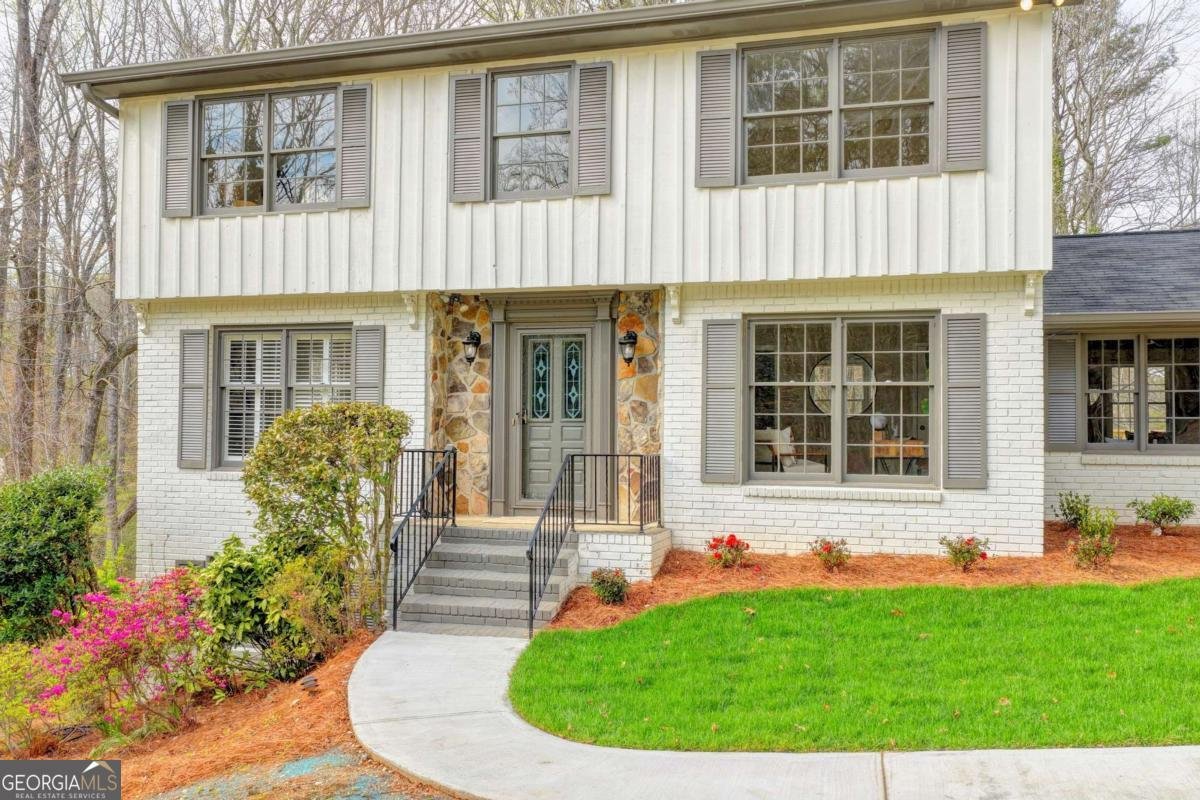 4929 Joy Lane Lilburn - Photo 1